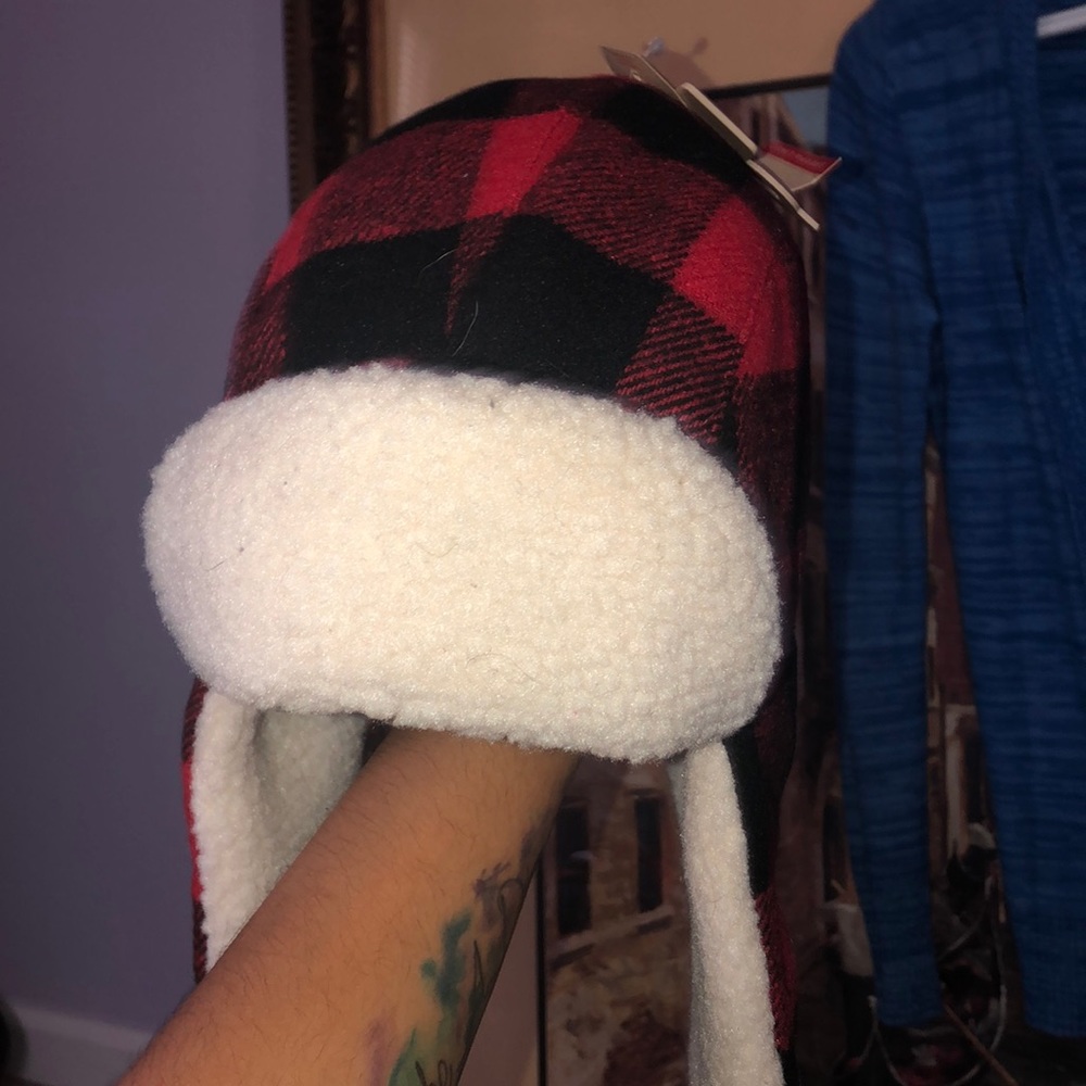Winter hat - Picture 2 of 3